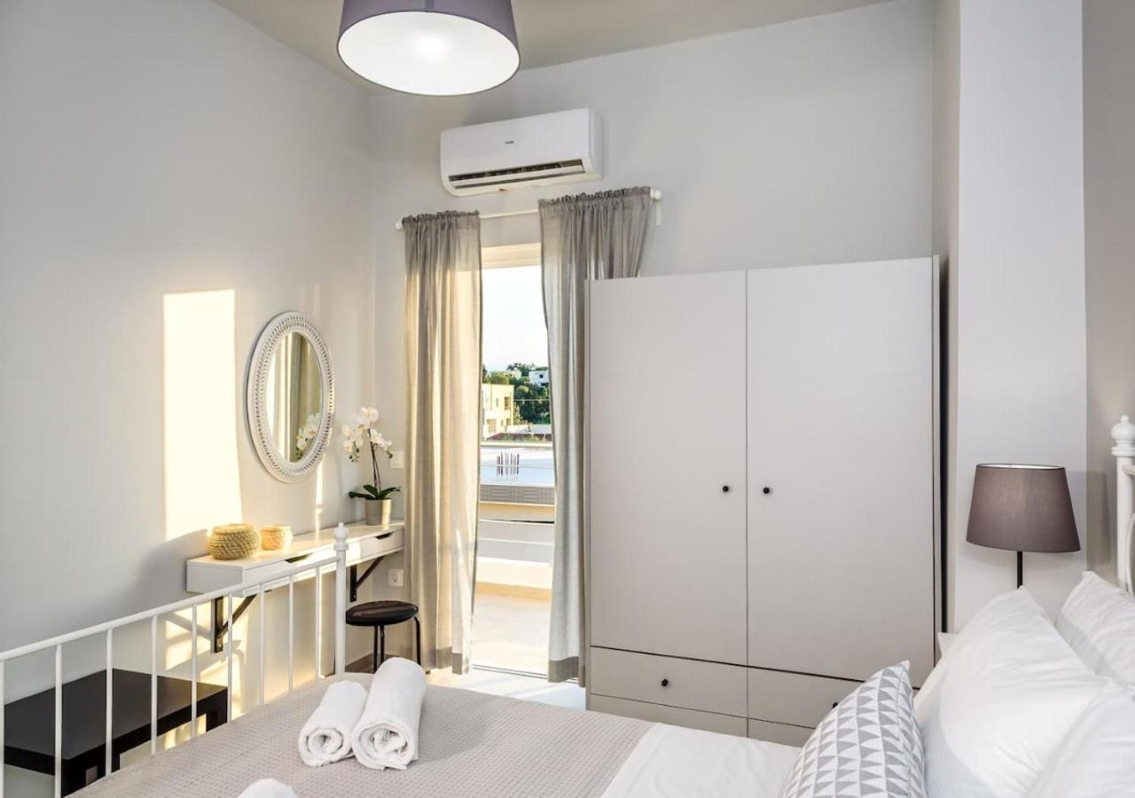 Cozy Apartment Evdoxia Chrissi Akti Chania Exterior foto